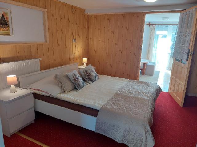 Miedzy Owcami Apartment Sromowce Wyzne Exterior photo